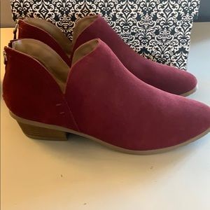 Kenneth Cole Reaction Booties